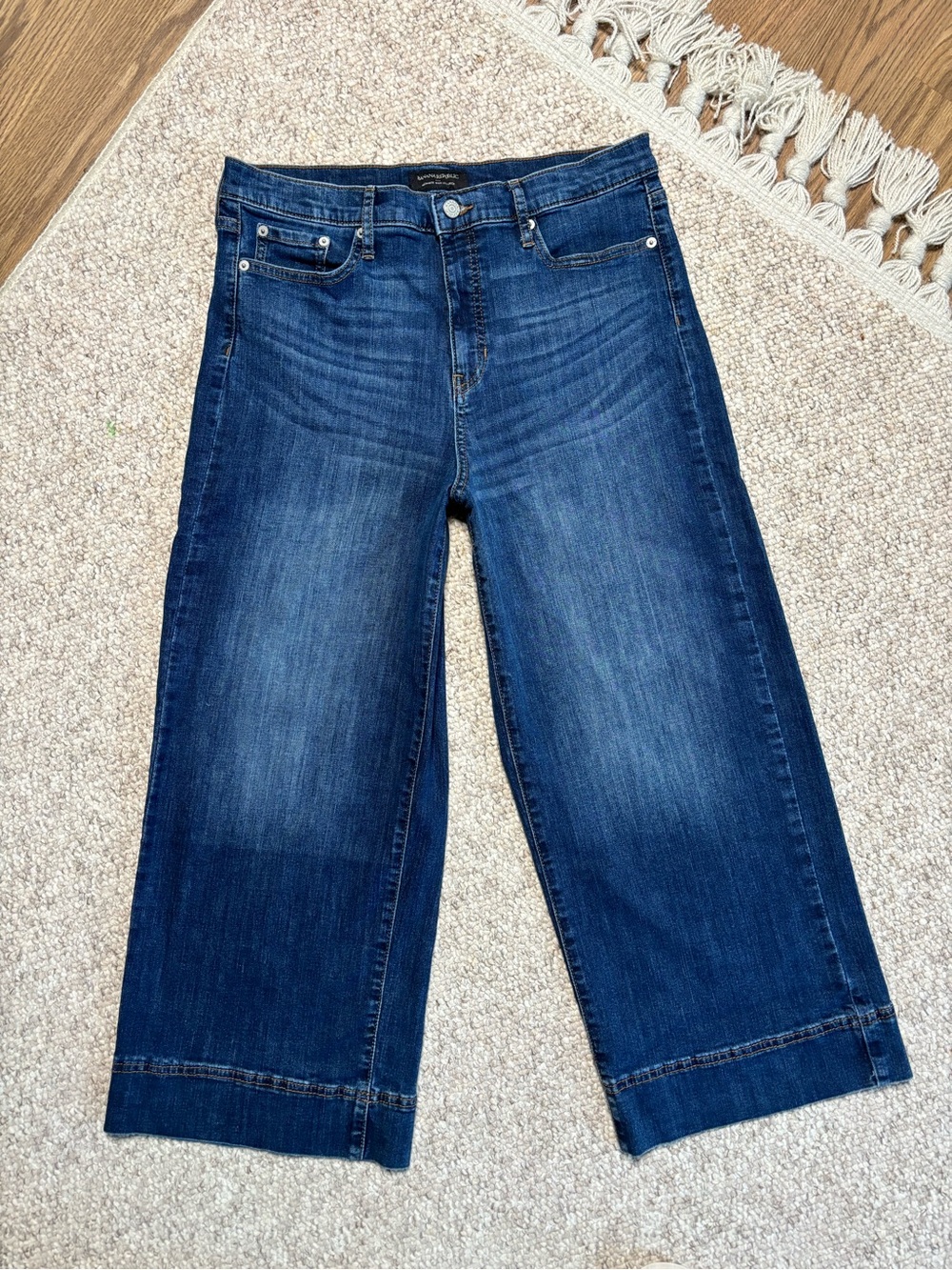 Banana Republic High-Rise Wide-Leg Crop Jeans Size 31/12 Dark Wash